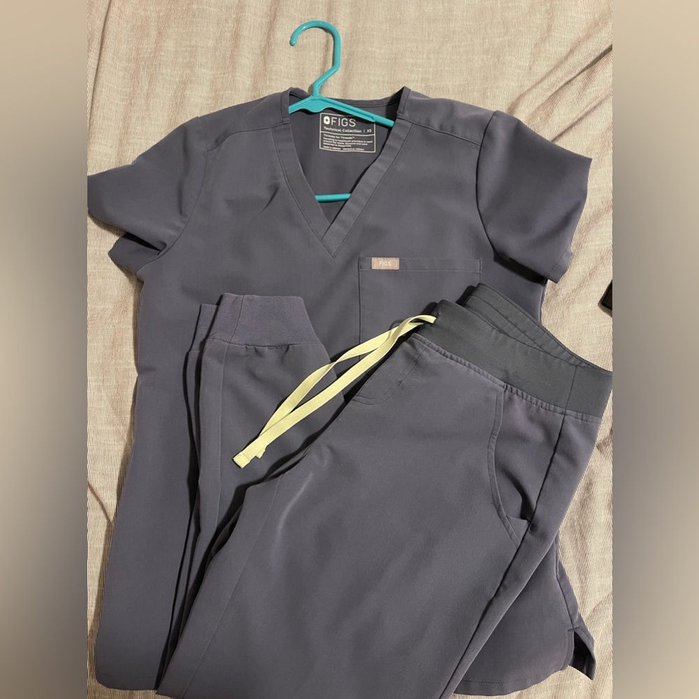 FIGS Scrubs